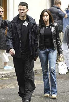 Exclusive Couple......Chez Moi